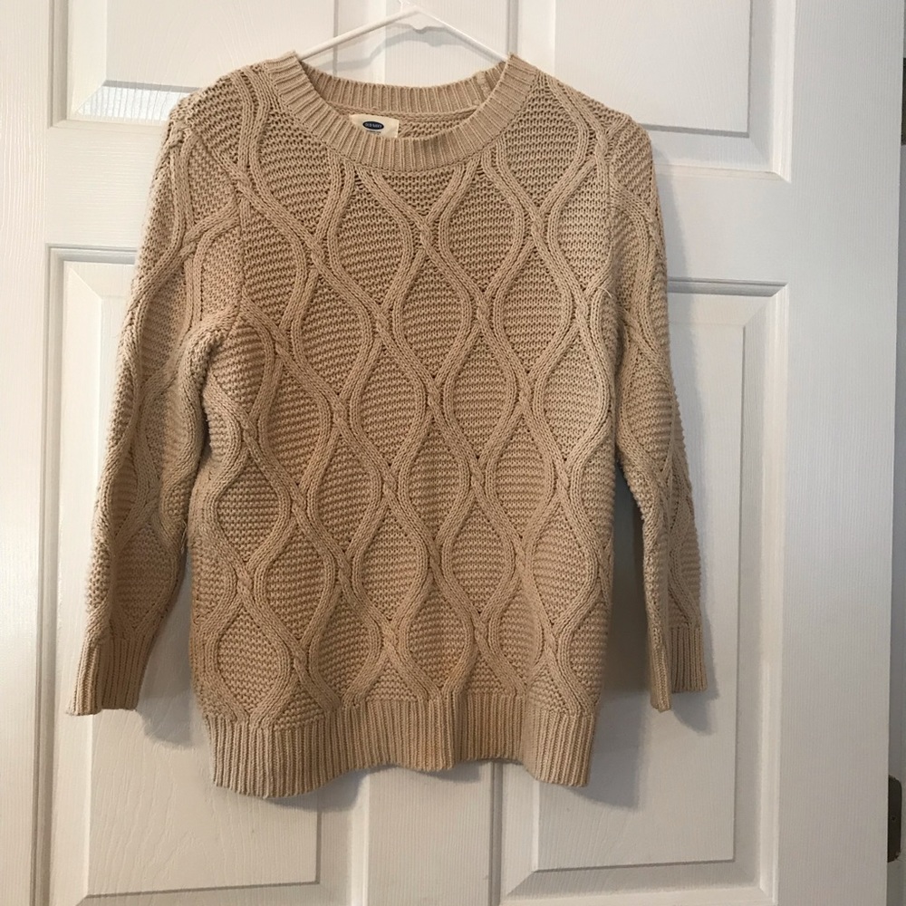 Old navy Cable Knit Sweater🧶
